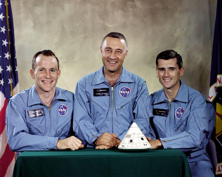 1024px-Apollo_1_Prime_Crew_-_GPN-2000-001159.jpg