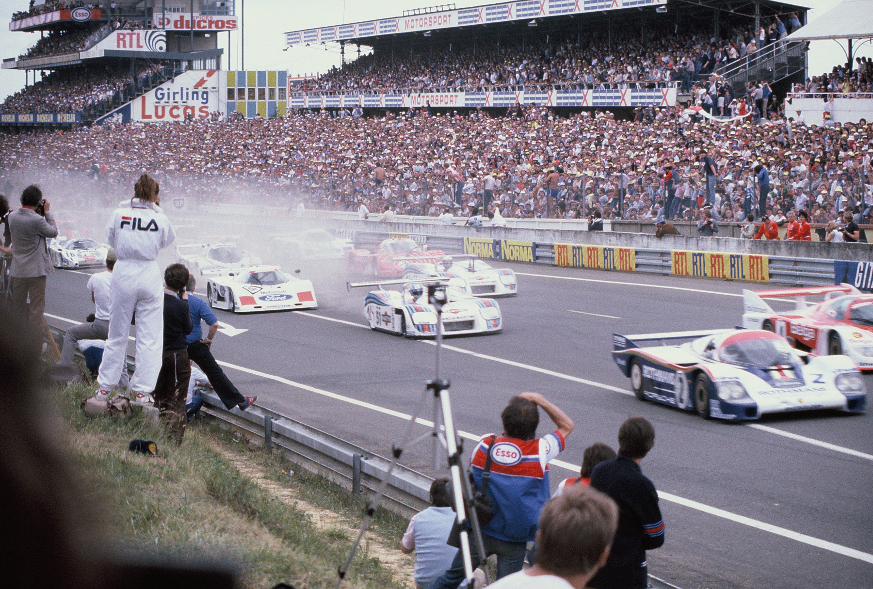 18 LeMans 82 1.jpg