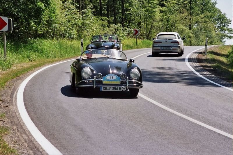 1951-porsche-356-speedste-4_800x0w.jpg