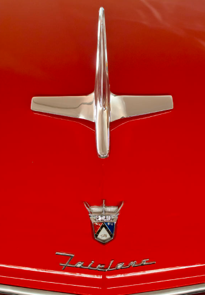 1955 Ford Fairlane.png