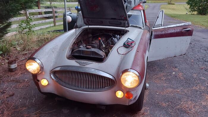 1966_Austin_Healey_3000_BJ8_White_Maroon_Jake_V_002.jpg