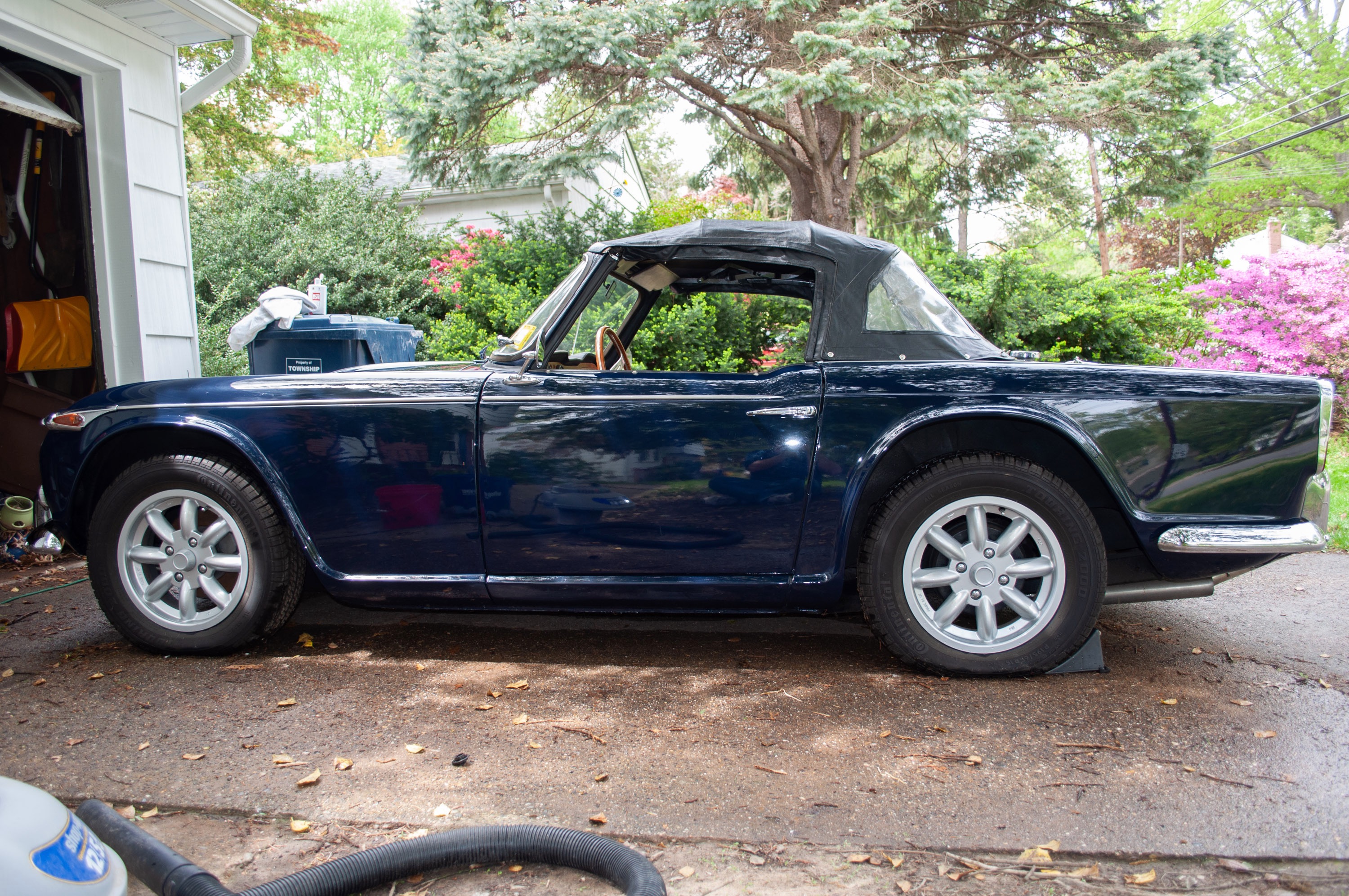20110501_Triumph_TR4A_DSC_1661.jpeg