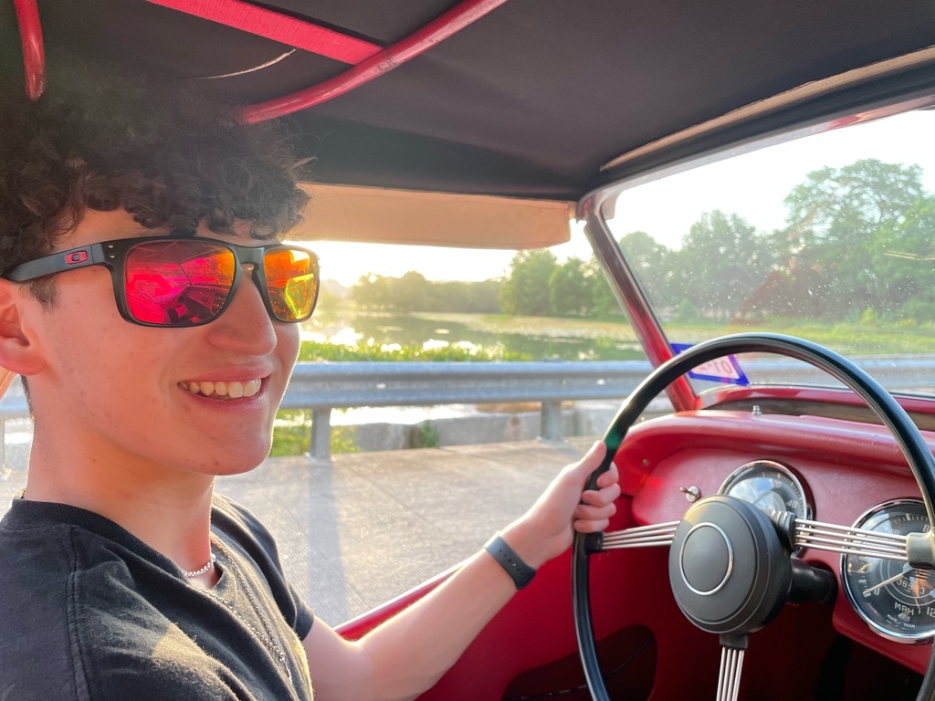 2023-07-22 20-02-18.jpeg