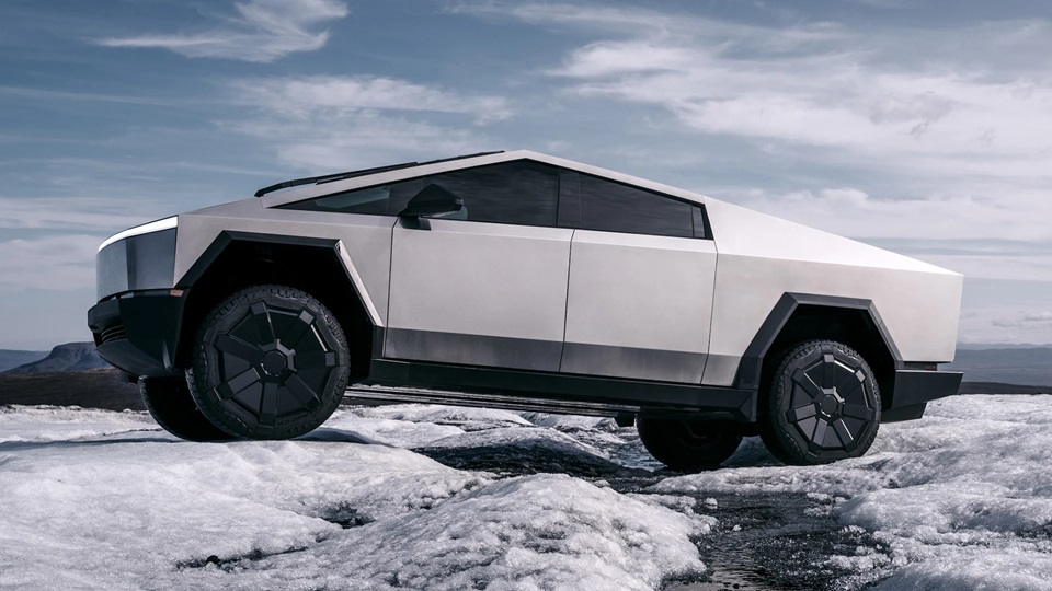 2024-Tesla-Cybertruck-debut-8.jpg