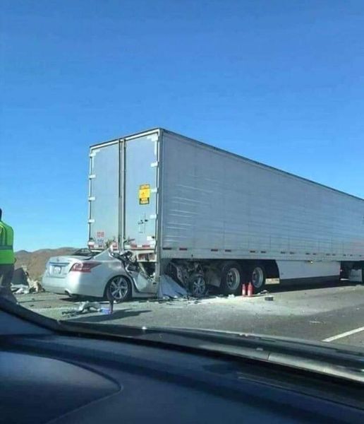 3 lives lost! She still had a cell phone in her hand!.jpg