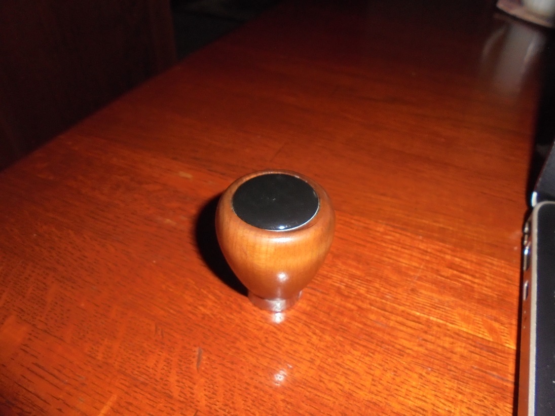 5 speed shift knob2.jpg