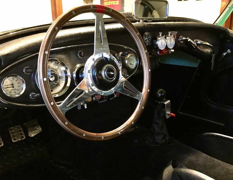 57 1006 MM Interior.jpg