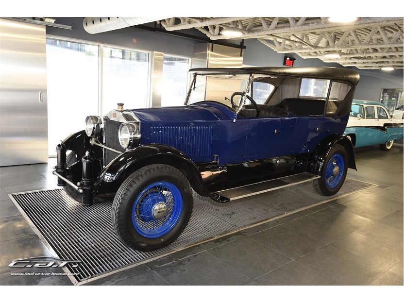 8661119-1924-stanley-steamer-model-750-std.jpg