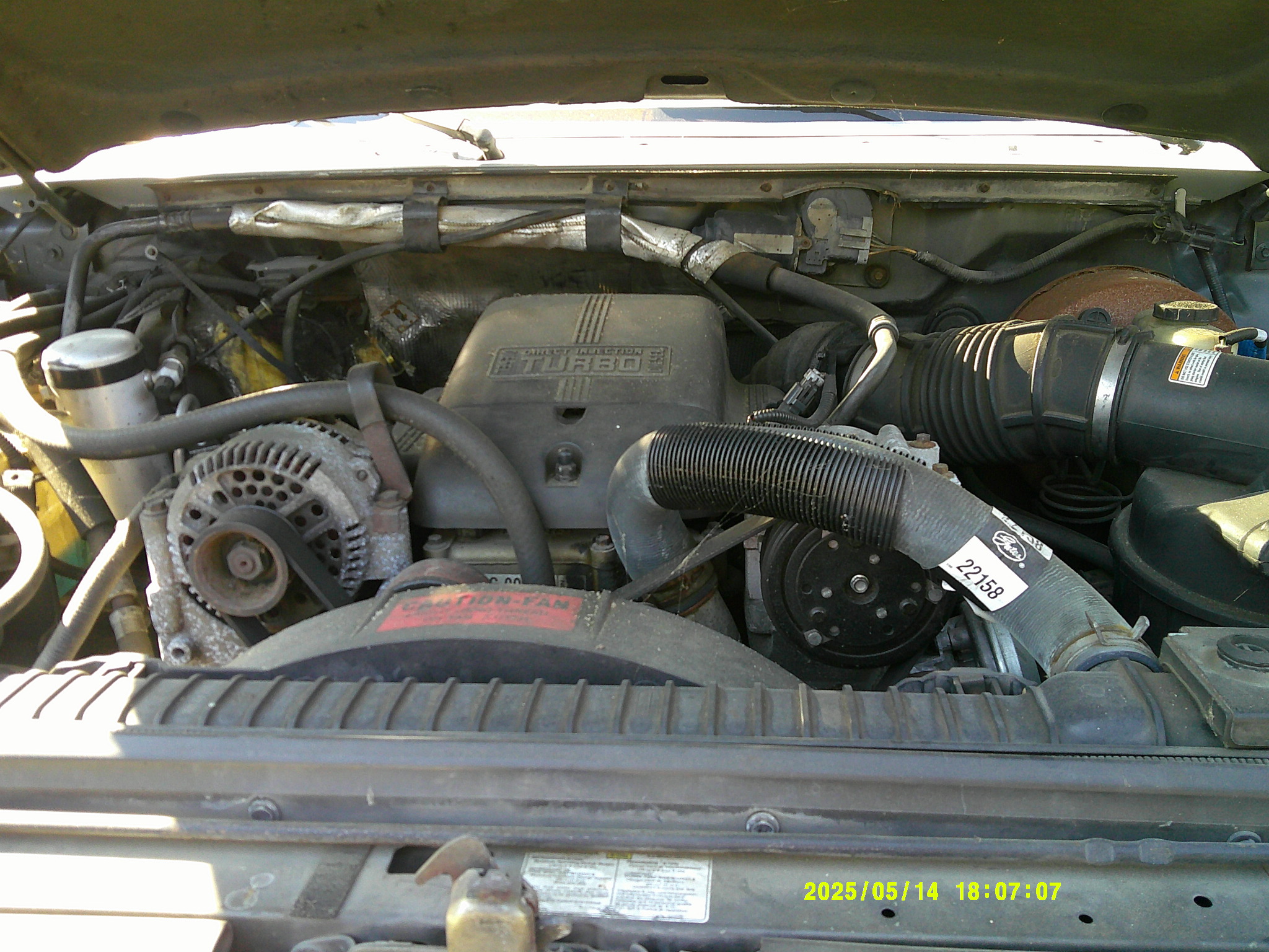 '97 & '93 Ford F250s 008.JPG