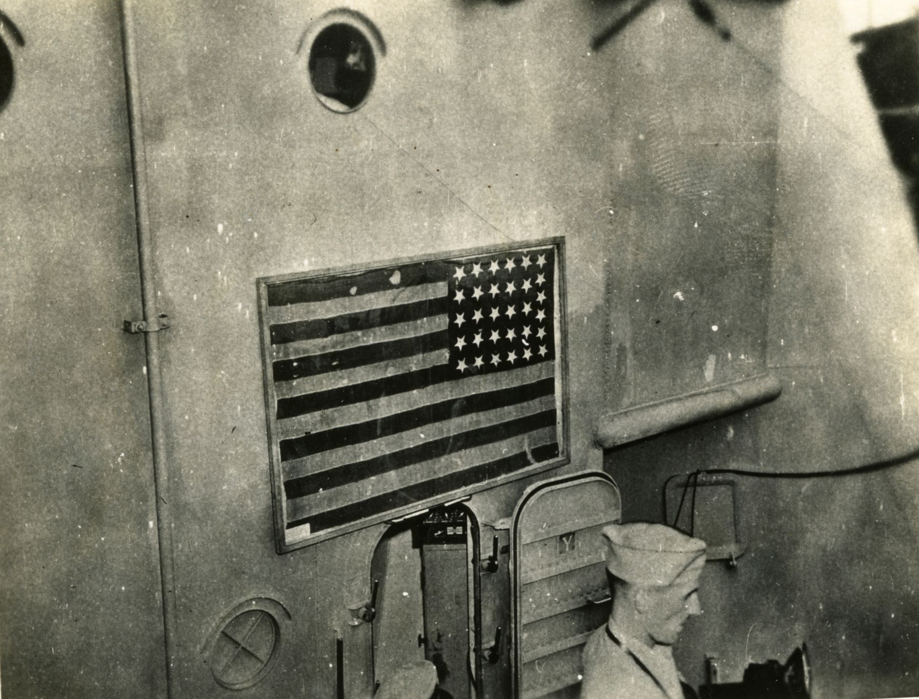 Adm Perry's flag.jpg