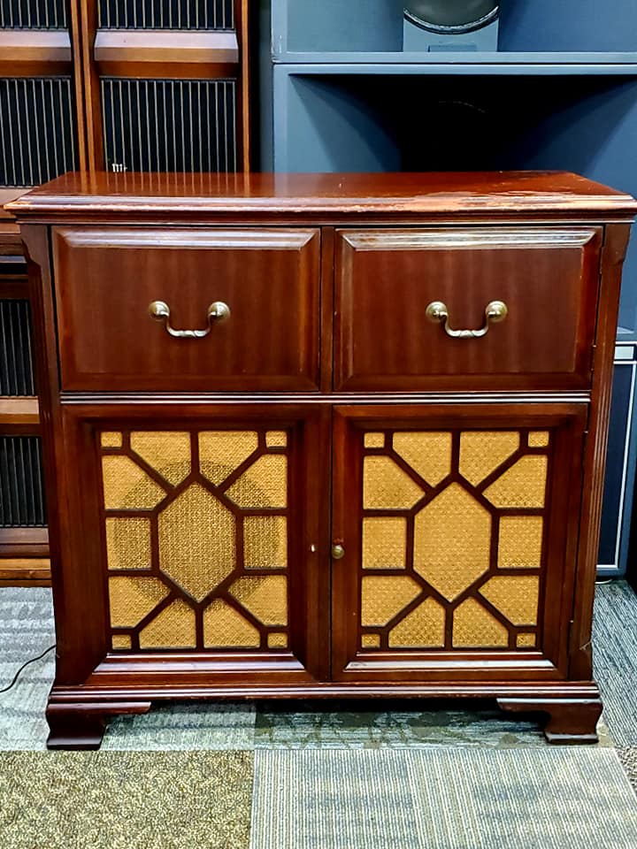 Airline console 1948 exterior.jpg