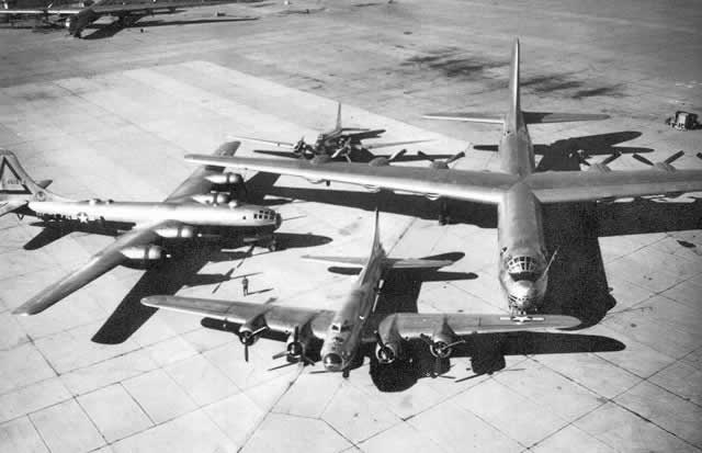 carswell-afb-b17-b18-b29-b36.jpg
