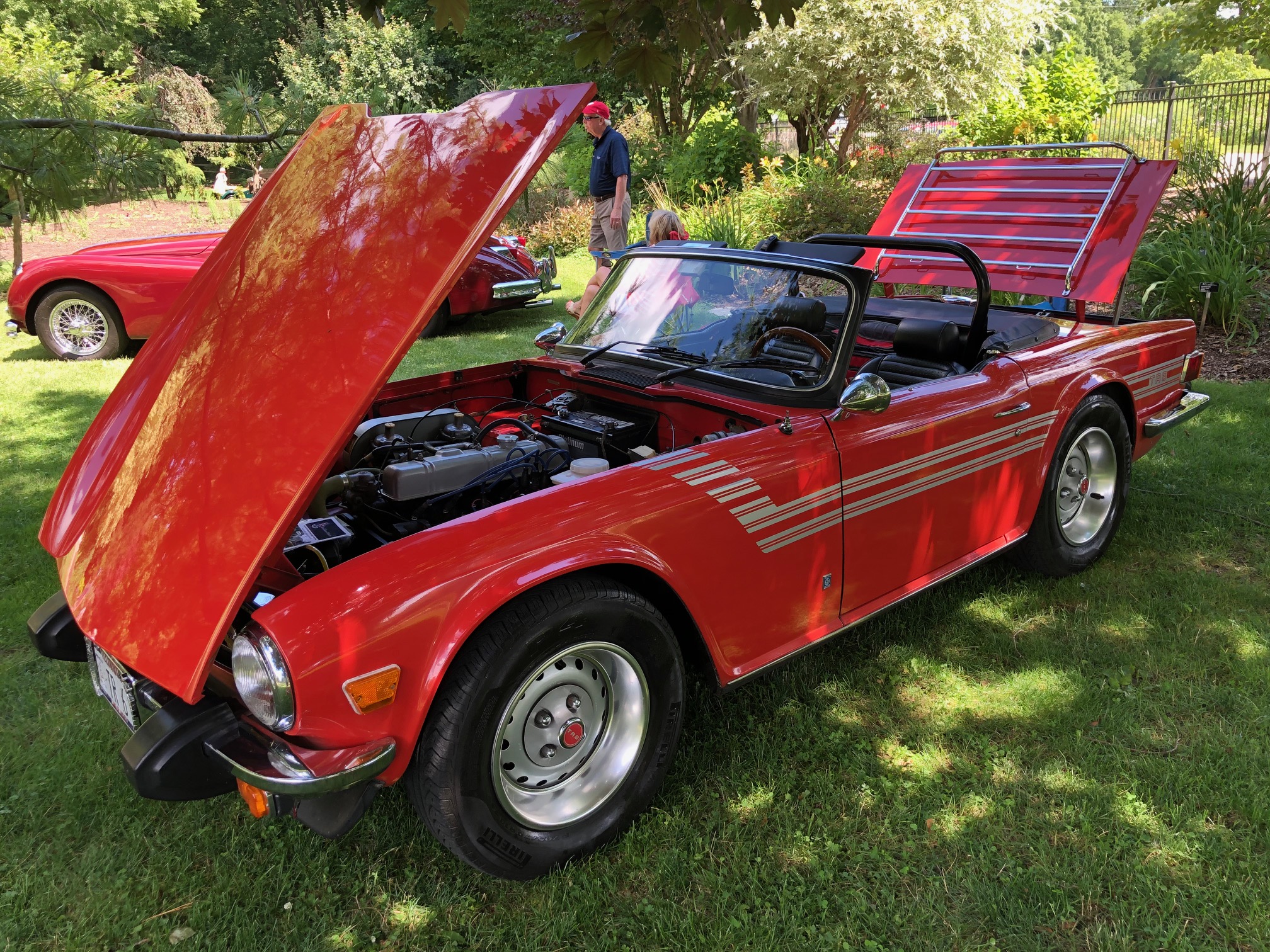 Charlie's '76 (2).jpg