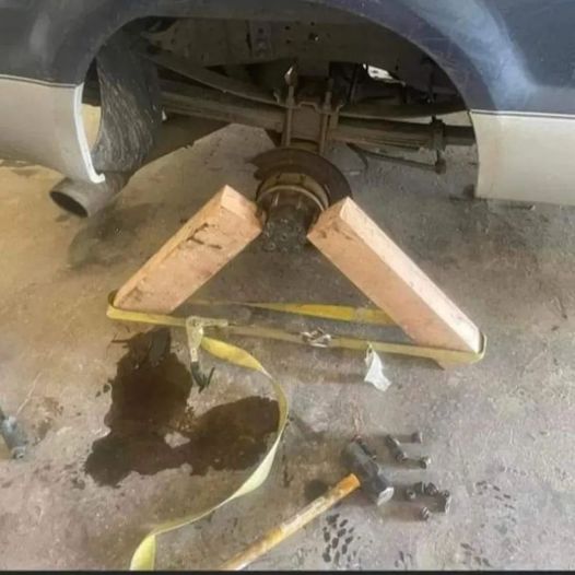 Creative jackstand.jpg