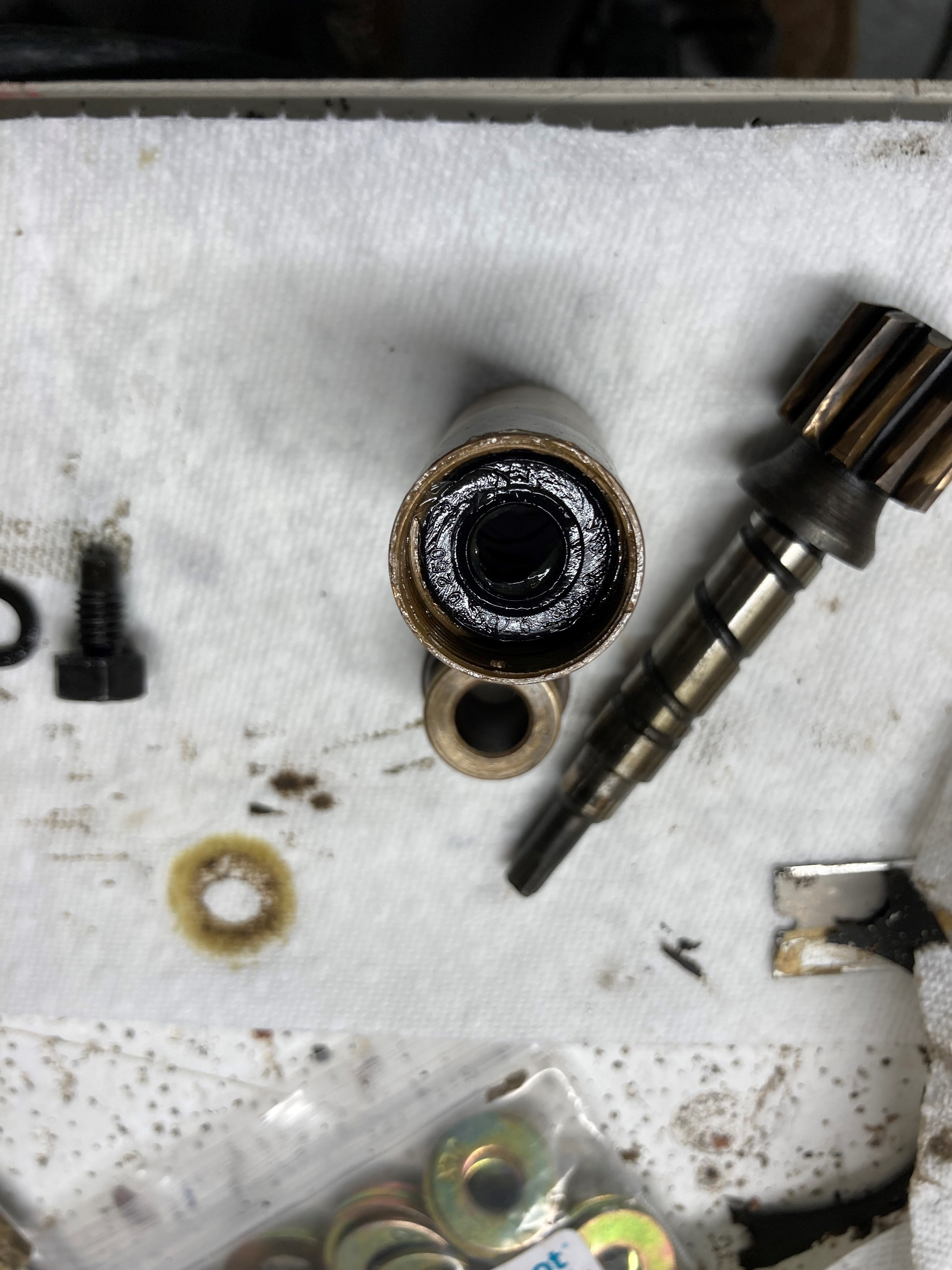 Distributor pedestal oil seal.jpg
