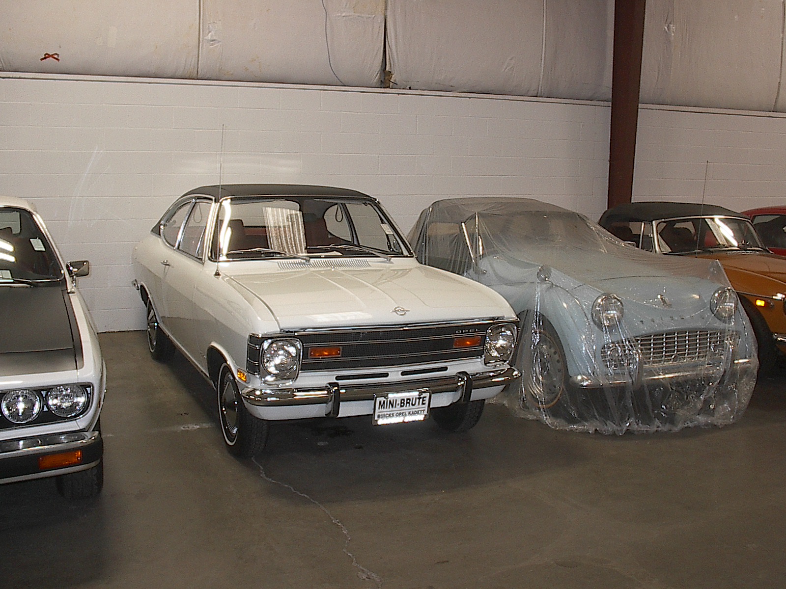 Duncan Imports 001.JPG