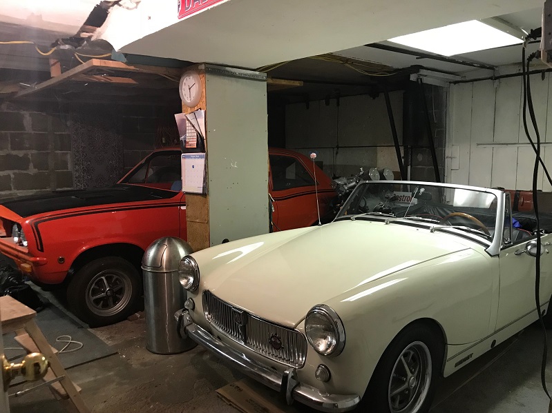 garage 1.JPG