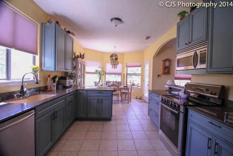 kitchen-4-2 small.jpg