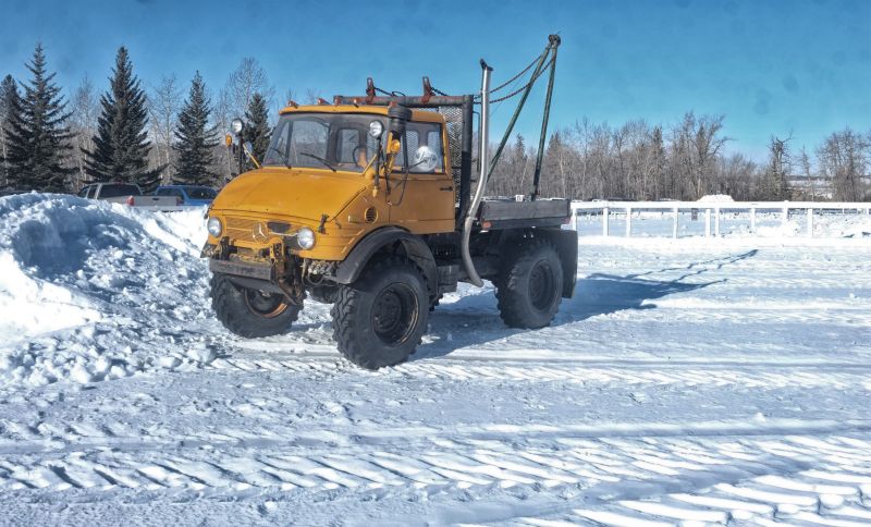 Mercedes-Benz Unimog 01.jpg