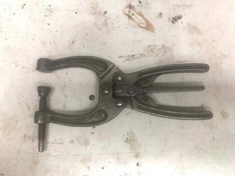 pliers.jpg