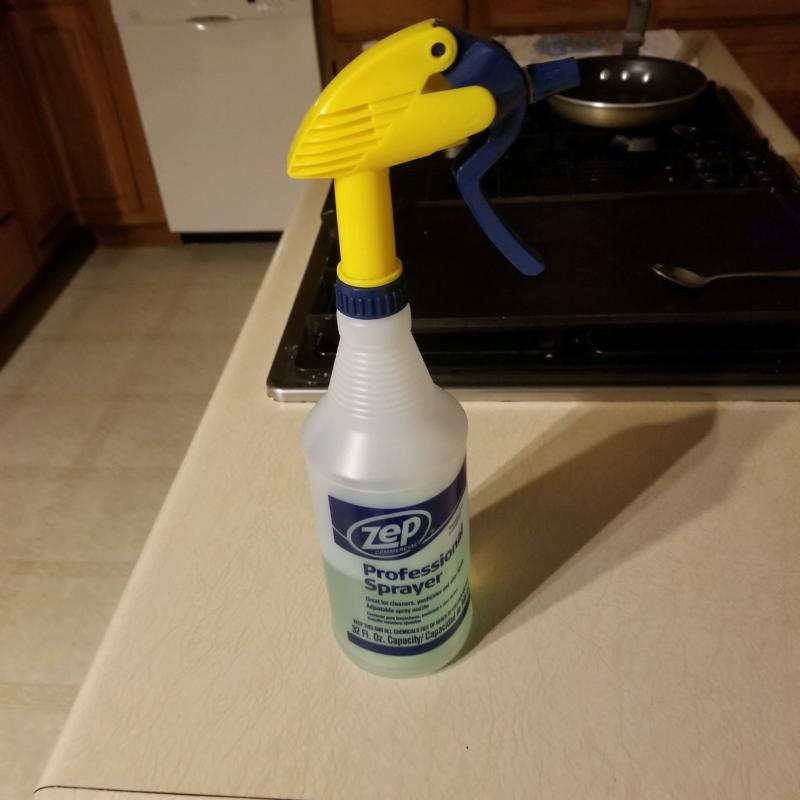 Spray bottle 2.jpg