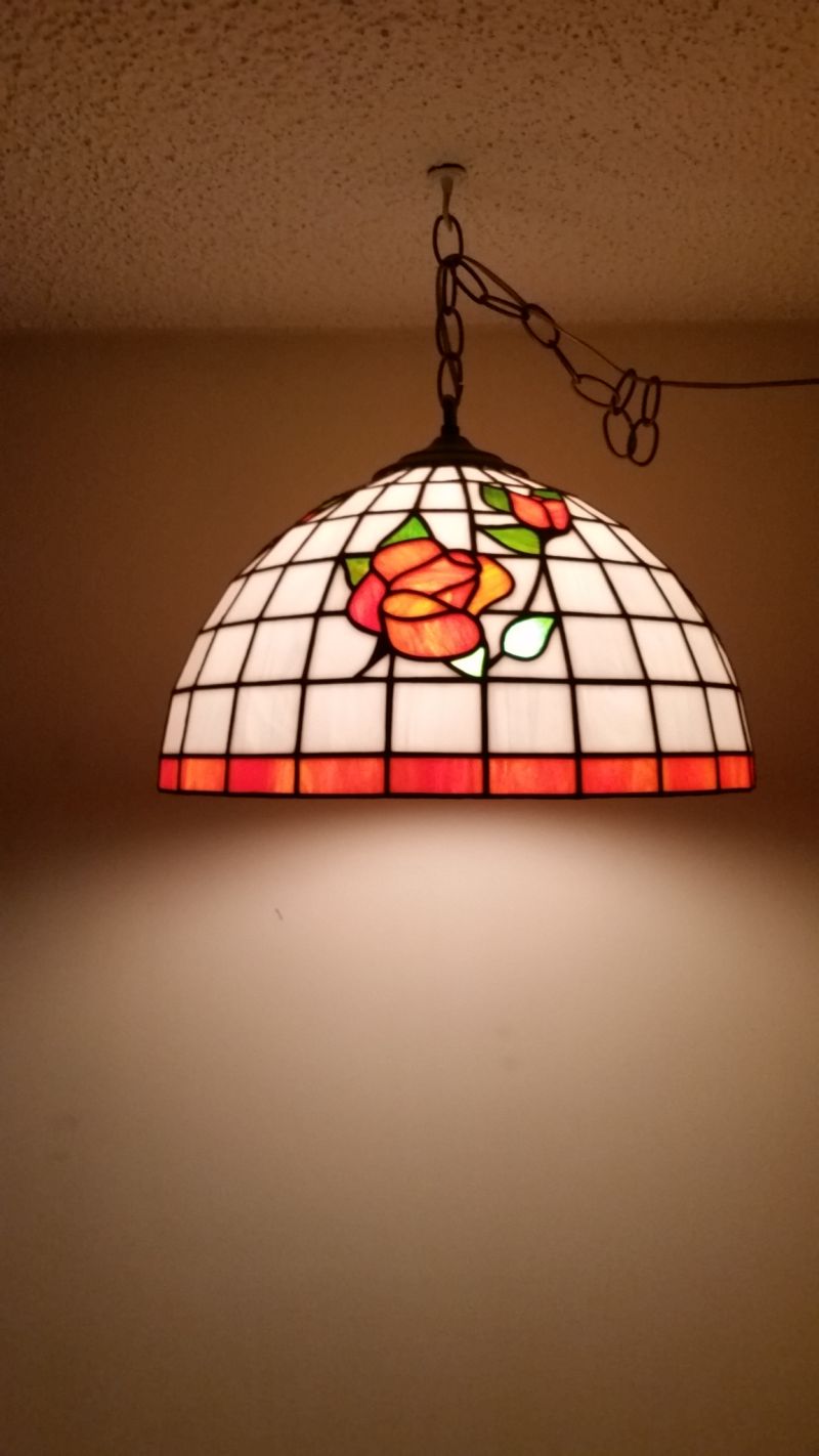 Stained glass lamp.jpg