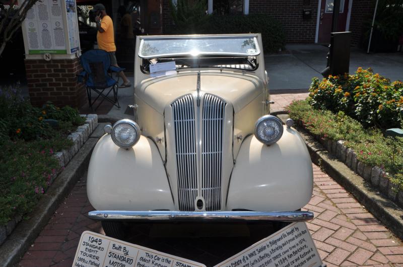 Standard Eight Tourer.jpg