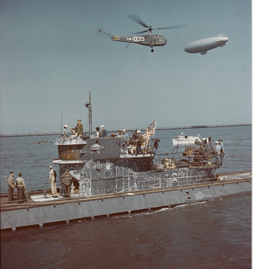 surrender U-858.jpg