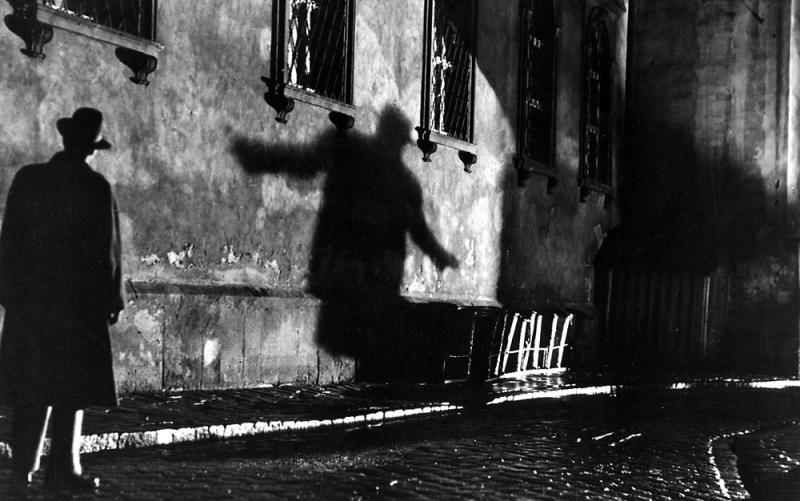 the-third-man-shadows.jpg
