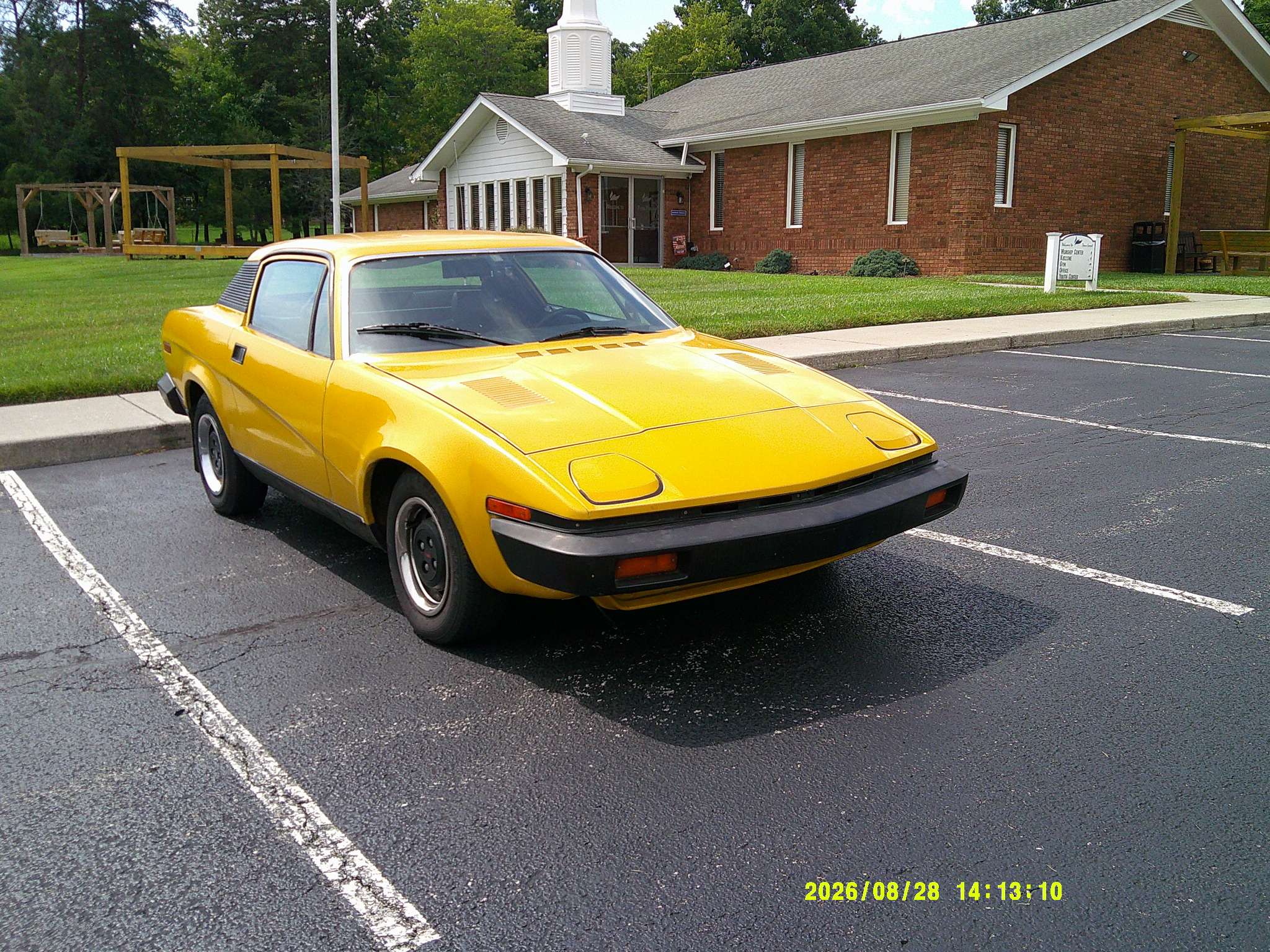 TR7 001.JPG