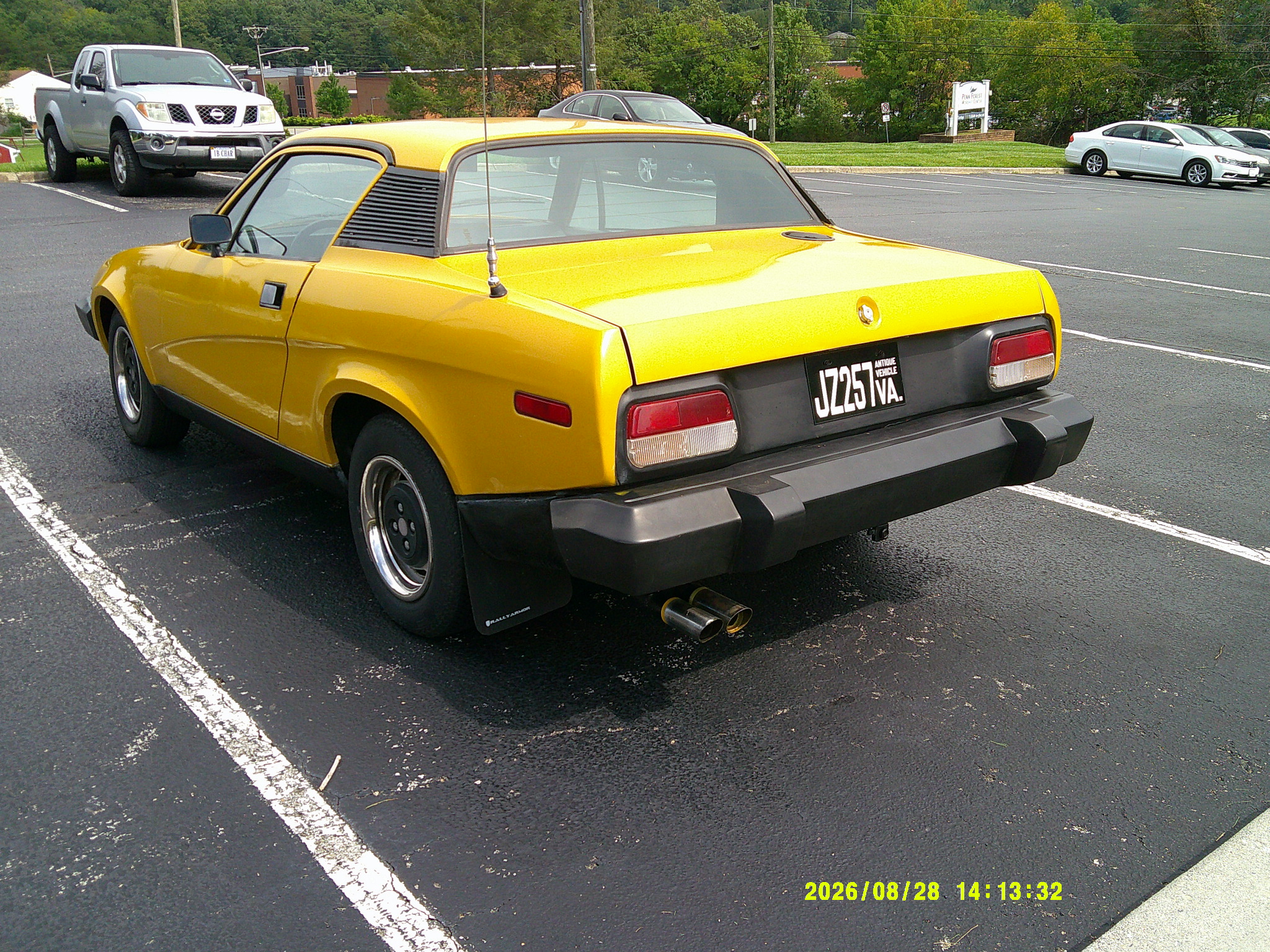 TR7 002.JPG