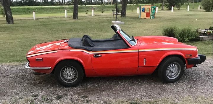 Triumph Spitfire 1500.jpg