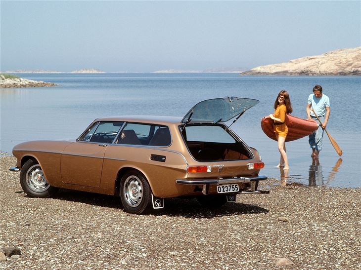 Volvo P1800ES (1).jpg
