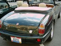 206434-S_40600192.JPG