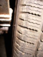 215395-righttire1(2).jpg