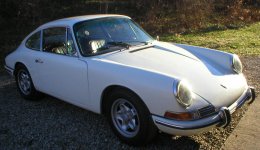 215896-PORSCHE1(2).JPG