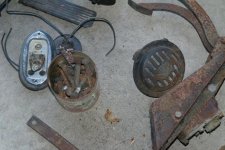 Misc Bolts Pedal Box Horn.jpg Misc Bolts Pedal Box Horn.jpg
