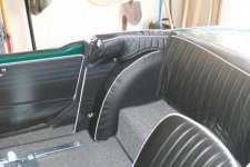 interior2small.jpg interior2small.jpg