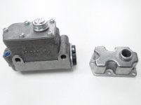 BE master cylinder.jpg BE master cylinder.jpg