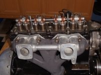 Valves and Rocker arm assbly. (02).JPG