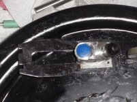 Brake Cyl w spacer spring, backing plate email lg.JPG Brake Cyl w spacer spring, backing plate email lg.JPG