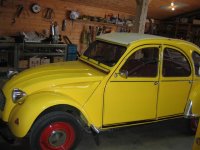 Len's 2CVs 004 (Small).jpg