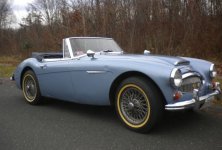 1967-Austin-Healey-BJ8-3000-Roadster-FOr-Sale-Survivor-Blue-Front.jpg