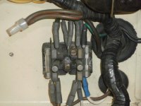 fuse block.jpg fuse block.jpg