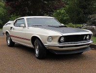 1969_Ford_MustangMach1Fastback_428ci_335HP_V-8.jpg
