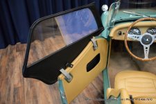 Green TR3 dash driver side.jpg Green TR3 dash driver side.jpg