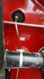 Fuel Line Connetion Tank.jpg