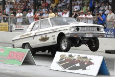 Thunderbolt-wheelie.jpg