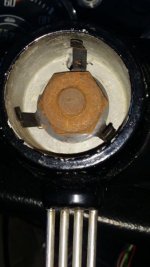 Horn1.jpg