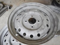 wheels sand bladsted close up.jpg wheels sand bladsted close up.jpg